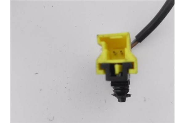 Recambio de anclaje cinturon trasero izquierdo para mercedes-benz clase a (bm 169) 2.0 a 180 cdi (169.007) referencia OEM IAM 16