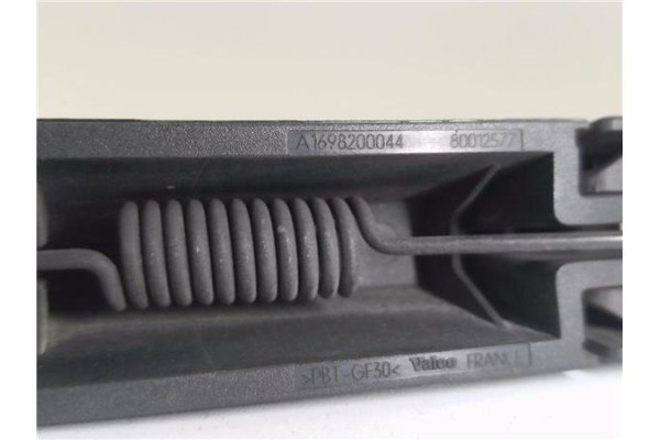 Recambio de brazo limpiaparabrisas trasero para mercedes-benz clase a (bm 169) 2.0 a 180 cdi (169.007) referencia OEM IAM A16982