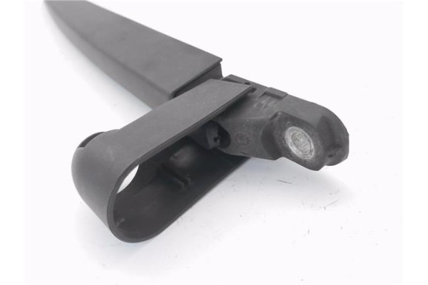 Recambio de brazo limpiaparabrisas trasero para mercedes-benz clase a (bm 169) 2.0 a 180 cdi (169.007) referencia OEM IAM A16982