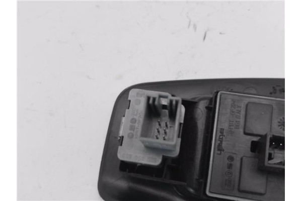 Recambio de mando elevalunas delantero izquierdo para volkswagen polo iv (9n1) 1.4 tdi referencia OEM IAM 6Q1867171F  