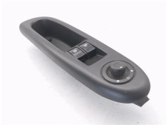 Recambio de mando elevalunas delantero izquierdo para renault clio ii fase ii (b/cb0) 1.5 authentique confort referencia OEM IAM