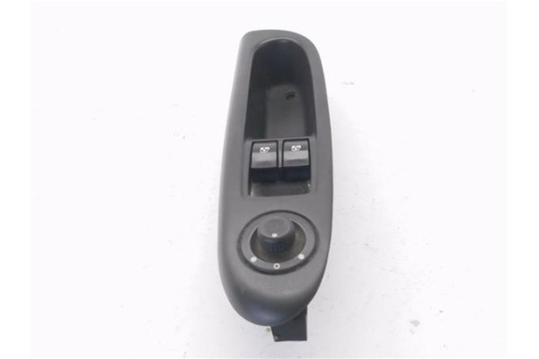 Recambio de mando elevalunas delantero izquierdo para renault clio ii fase ii (b/cb0) 1.5 authentique confort referencia OEM IAM