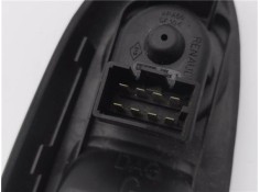 Recambio de mando elevalunas delantero izquierdo para renault clio ii fase ii (b/cb0) 1.5 authentique confort referencia OEM IAM
