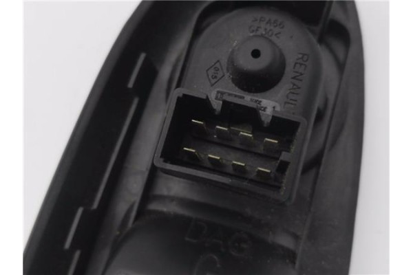 Recambio de mando elevalunas delantero izquierdo para renault clio ii fase ii (b/cb0) 1.5 authentique confort referencia OEM IAM