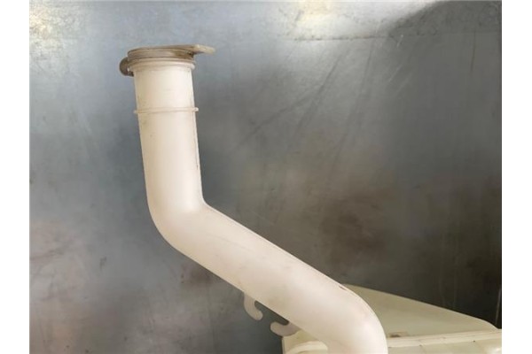 Recambio de deposito limpiaparabrisas para mitsubishi colt vii (cz_) 1.3 (z35am, z34am, z33am) referencia OEM IAM A4548600060  