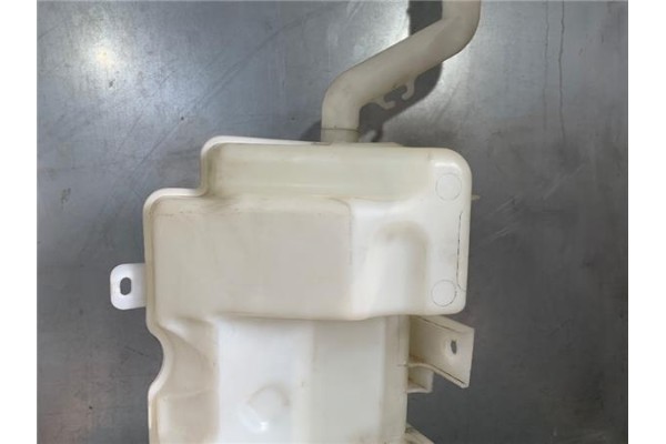 Recambio de deposito limpiaparabrisas para mitsubishi colt vii (cz_) 1.3 (z35am, z34am, z33am) referencia OEM IAM A4548600060  