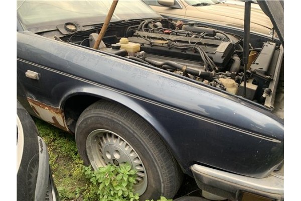 Recambio de aleta delantero derecha para jaguar xj6/12 3.6 xj6 referencia OEM IAM CAP5122  