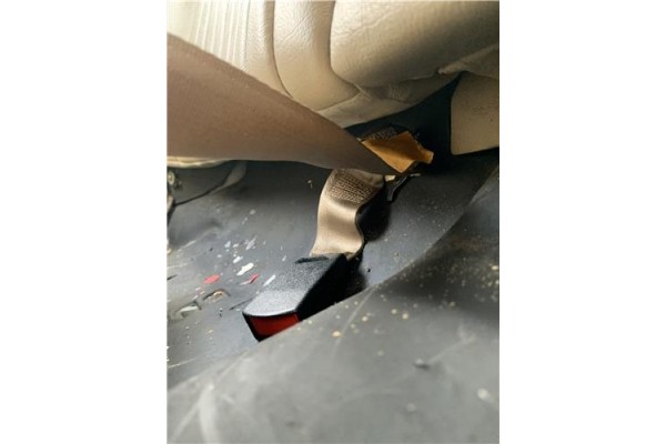 Recambio de anclaje cinturon trasero derecho para jaguar xj6/12 3.6 xj6 referencia OEM IAM BEC102498  