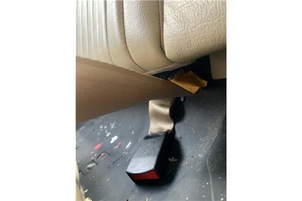 Recambio de anclaje cinturon trasero derecho para jaguar xj6/12 3.6 xj6 referencia OEM IAM BEC102498  