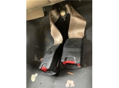 Recambio de anclaje cinturon trasero izquierdo para jaguar xj6/12 3.6 xj6 referencia OEM IAM BEC102498  