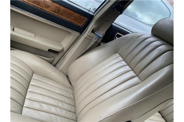 Recambio de asiento delantero derecho para jaguar xj6/12 3.6 xj6 referencia OEM IAM BCC4880C  