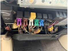 Recambio de caja fusibles/rele para jaguar xj6/12 3.6 xj6 referencia OEM IAM JLM1800  