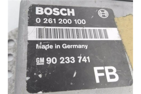 Recambio de centralita para opel omega a (16_, 17_, 19_) 2.0 i referencia OEM IAM 90233741 0261200100 