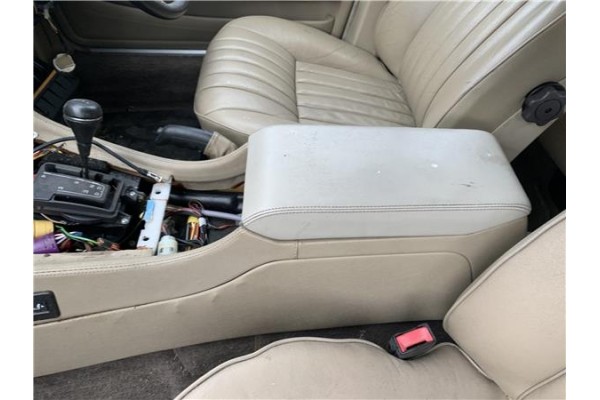 Recambio de consola para jaguar xj6/12 3.6 xj6 referencia OEM IAM BCC74844 BCC55953 