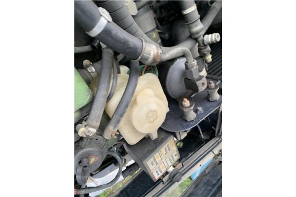 Recambio de deposito limpiaparabrisas para jaguar xj6/12 3.6 xj6 referencia OEM IAM DBC6113  