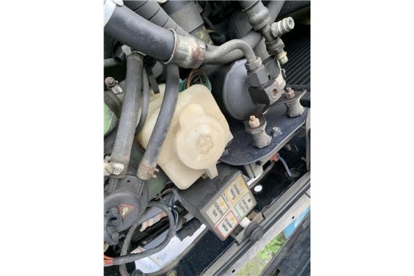 Recambio de deposito limpiaparabrisas para jaguar xj6/12 3.6 xj6 referencia OEM IAM DBC6113  