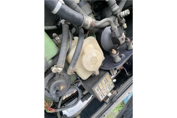 Recambio de deposito limpiaparabrisas para jaguar xj6/12 3.6 xj6 referencia OEM IAM DBC6113  