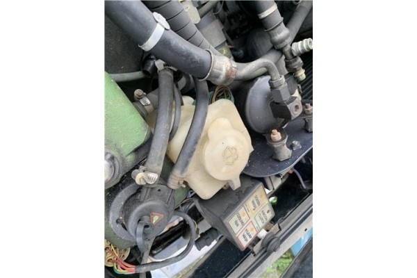 Recambio de deposito limpiaparabrisas para jaguar xj6/12 3.6 xj6 referencia OEM IAM DBC6113  