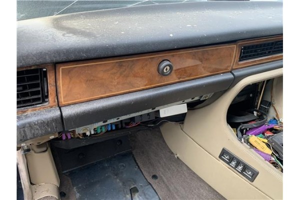 Recambio de guantera salpicadero para jaguar xj6/12 3.6 xj6 referencia OEM IAM BEC15538LEG  