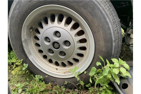 Recambio de llanta para jaguar xj6/12 3.6 xj6 referencia OEM IAM CBC7997  