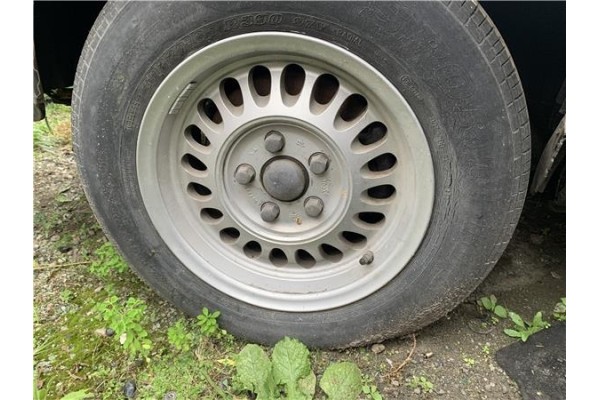 Recambio de llanta para jaguar xj6/12 3.6 xj6 referencia OEM IAM CBC7997  