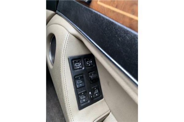 Recambio de mando elevalunas delantero derecho para jaguar xj6/12 3.6 xj6 referencia OEM IAM DAC7526 DAC7527 