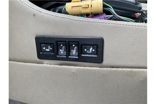 Recambio de mando multifuncion para jaguar xj6/12 3.6 xj6 referencia OEM IAM BEC10372  