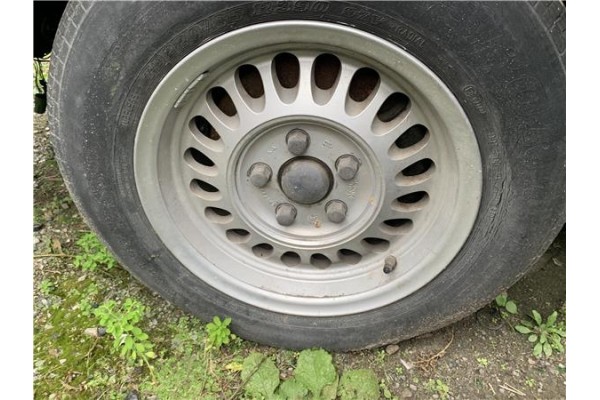 Recambio de mangueta delantero izquierda para jaguar xj6/12 3.6 xj6 referencia OEM IAM CBC1711  