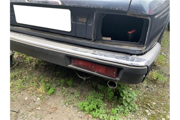 Recambio de paragolpes trasero para jaguar xj6/12 3.6 xj6 referencia OEM IAM BBC9492  