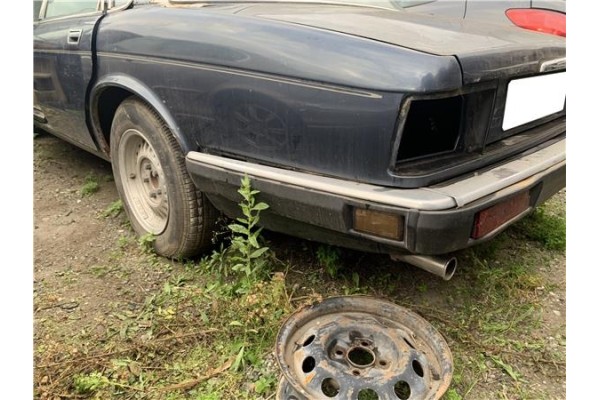 Recambio de paragolpes trasero para jaguar xj6/12 3.6 xj6 referencia OEM IAM BBC9492  