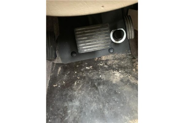 Recambio de pedal freno para jaguar xj6/12 3.6 xj6 referencia OEM IAM CBC6588  