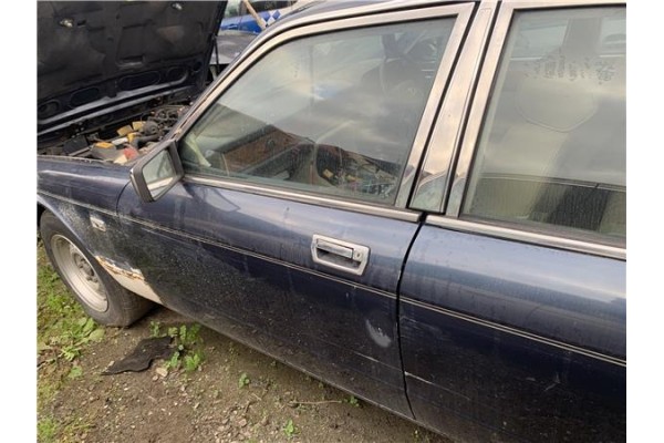 Recambio de puerta delantero izquierda para jaguar xj6/12 3.6 xj6 referencia OEM IAM JLM11503  