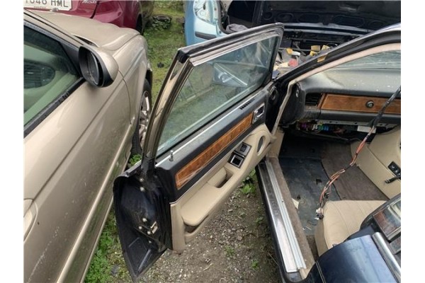 Recambio de puerta delantero izquierda para jaguar xj6/12 3.6 xj6 referencia OEM IAM JLM11503  