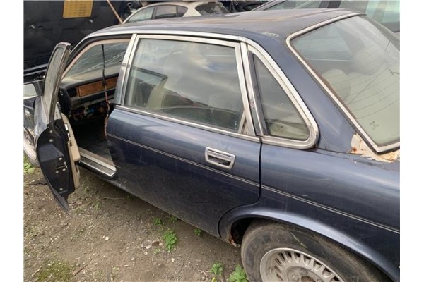 Recambio de puerta trasero izquierda para jaguar xj6/12 3.6 xj6 referencia OEM IAM JLM11505  