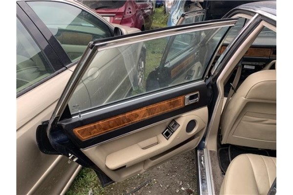 Recambio de puerta trasero izquierda para jaguar xj6/12 3.6 xj6 referencia OEM IAM JLM11505  