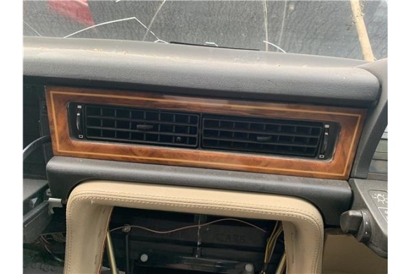 Recambio de rejilla entrada de aire para jaguar xj6/12 3.6 xj6 referencia OEM IAM BBC3708  