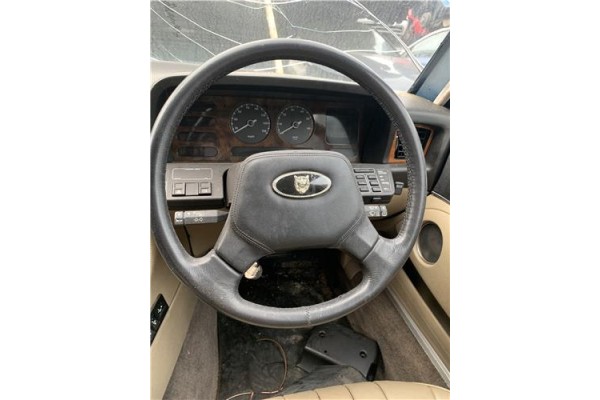 Recambio de volante para jaguar xj6/12 3.6 xj6 referencia OEM IAM CBC6335  