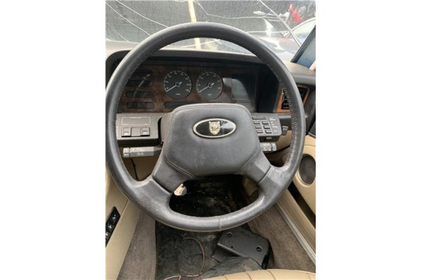 Recambio de volante para jaguar xj6/12 3.6 xj6 referencia OEM IAM CBC6335  