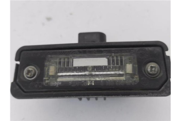 Recambio de piloto matricula para volkswagen polo iv (9n1) 1.2 12v referencia OEM IAM 1J6943021B  