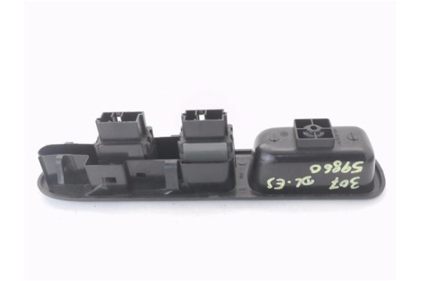 Recambio de mando elevalunas delantero izquierdo para peugeot 307 (3a/c) 2.0 hdi 90 referencia OEM IAM 6554E9  