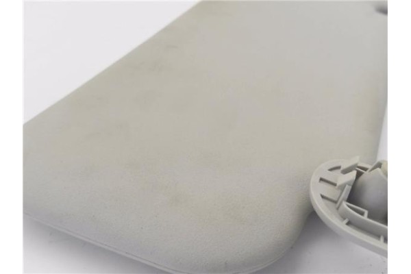 Recambio de parasol izquierdo para peugeot 207 1.4 16v referencia OEM IAM 16064158BJ  