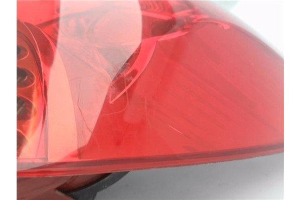 Recambio de piloto trasero derecho para peugeot 207 1.4 16v referencia OEM IAM 085501944R  