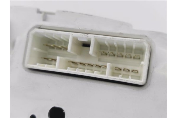 Recambio de cuadro completo para hyundai tucson (jm) 2.0 crdi referencia OEM IAM 940132E421 11000768410H 