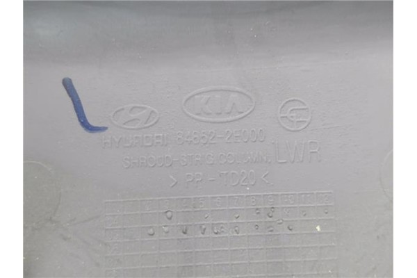 Recambio de embellecedor columna direccion para hyundai tucson (jm) 2.0 crdi referencia OEM IAM 848522E000 8,49E+05 