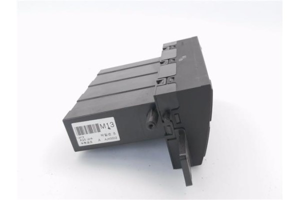 Recambio de mandos climatizador para hyundai tucson (jm) 2.0 crdi referencia OEM IAM 972502EXXX  