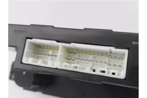 Recambio de mandos climatizador para hyundai tucson (jm) 2.0 crdi referencia OEM IAM 972502EXXX  