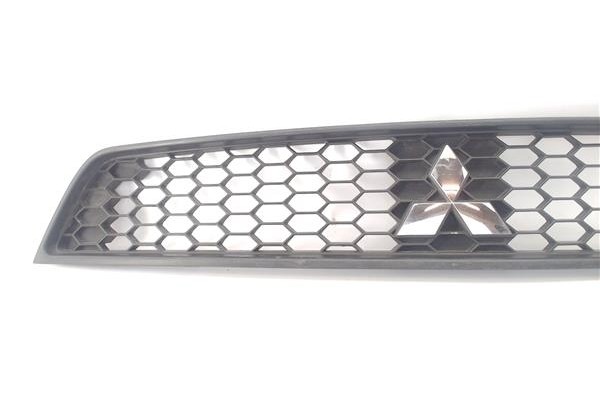 Recambio de rejilla capo para mitsubishi colt vii (cz_) 1.3 (z35am, z34am, z33am) referencia OEM IAM 7450A457  