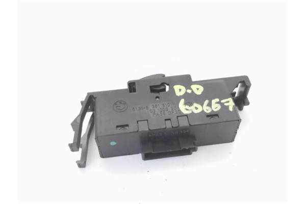 Recambio de mando elevalunas delantero derecho para bmw serie 3 berlina (e46) 1.9 316i referencia OEM IAM 61318381510 3120330 