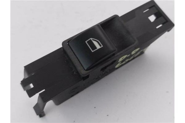 Recambio de mando elevalunas delantero derecho para bmw serie 3 berlina (e46) 1.9 316i referencia OEM IAM 61318381510 3120330 