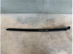 Recambio de moldura parabrisas izquierda para opel astra j berlina 5p 1.6 excellence referencia OEM IAM 498166255  